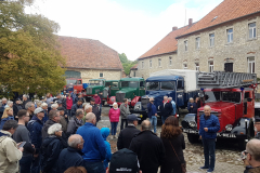 Destedt-mit-Lutz-Hiege-und-den-Buessing-Lastkraftwagen