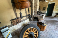 a09a2674-580b-4345-8a34-21b0f828bf69