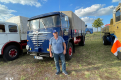 cff81f60-3ba4-4ec1-9be7-102ea9ed32e2