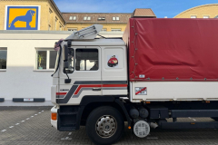 909a21e8-9341-41f8-a51e-bab56b81eac9